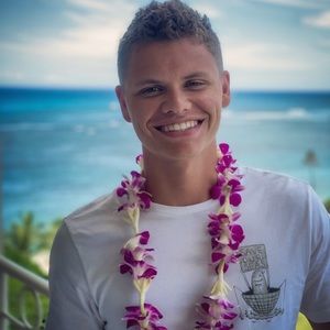 Meet your Posher, Nicholas